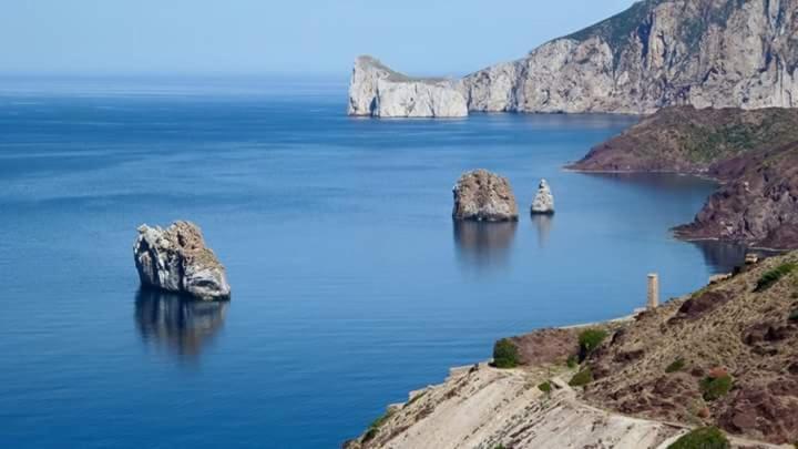 L'Estasi Tanca Piras A Bordo Piscina Con Vista Mare Villa Nebida Ngoại thất bức ảnh